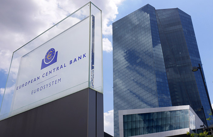 ЕЦБ снова не стал менять монетарную политику