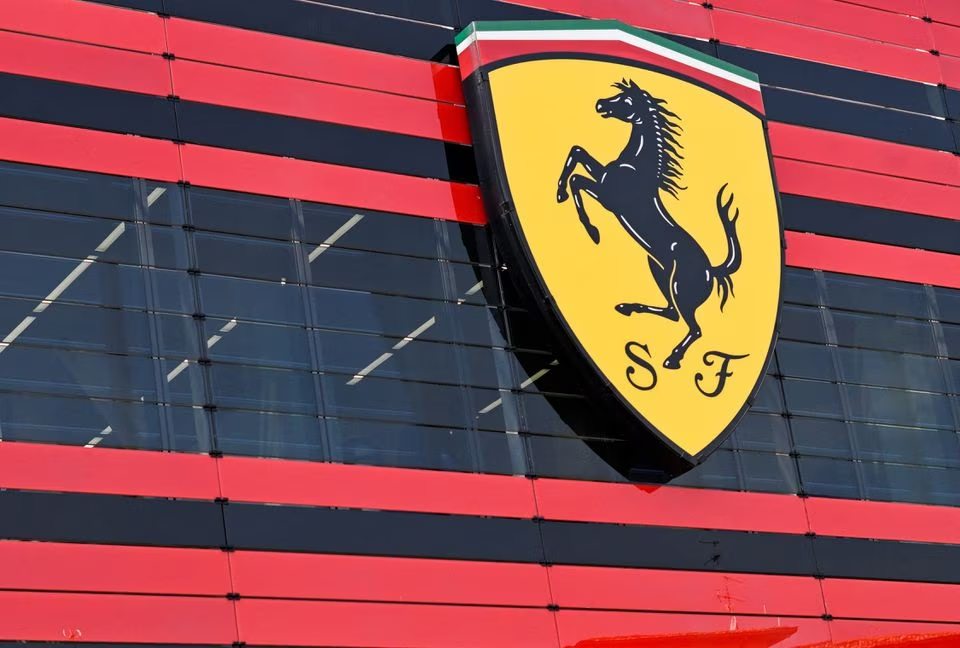 Ferrari позволила американским клиентам платить цифровыми валютами