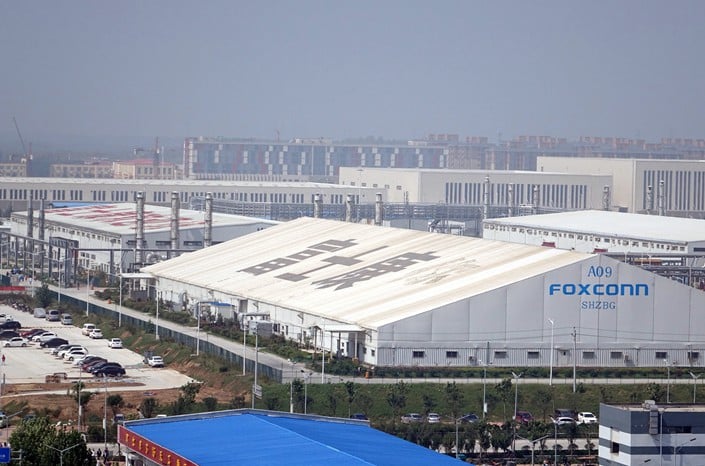 ​Старт расследования в Китае привел к падению продаж Foxconn