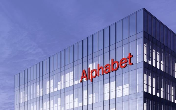 Цена Alphabet движется в направлении $2 триллионов